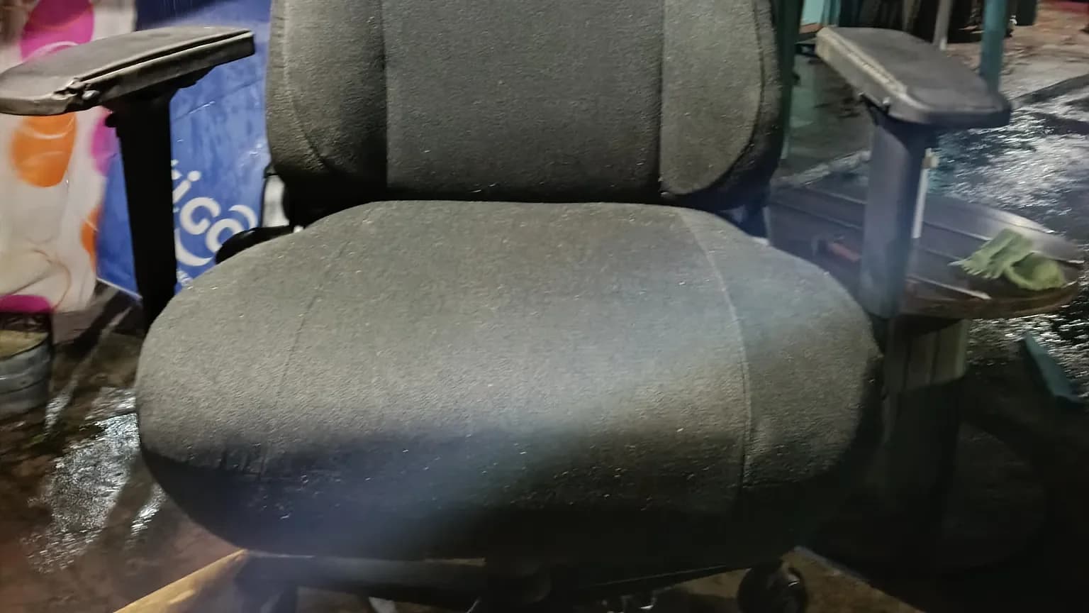 Restauró y reparo las sillas de oficina , Vendo repuestos nuevos y usados para recuperar tu silla favorita. Tapicería, foto 1 de 12